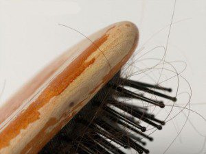 8 dicas para evitar danos aos cabelos