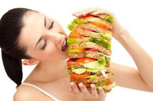 corte 6 hábitos ruins que nos fazem comer demais